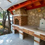 House Victoria 2 By Guide