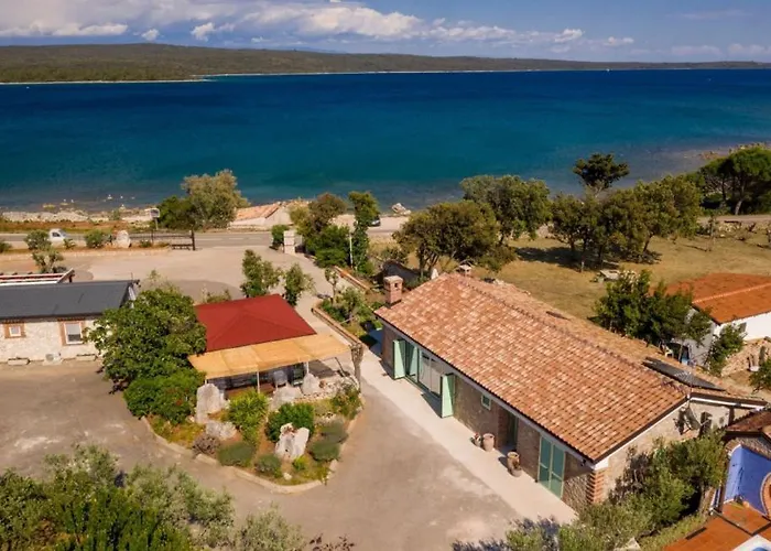 Villa House Victoria 2 By Guide Nerezine