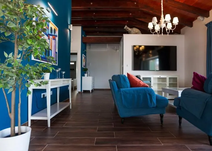 House Victoria 2 By Guide Nerezine