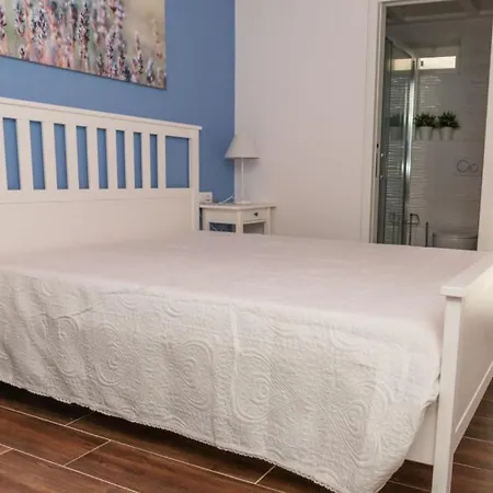 House Victoria 2 By Guide